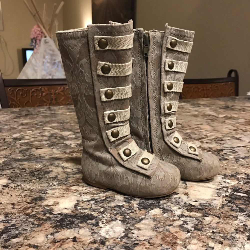 Joyfolie Baby Boots.